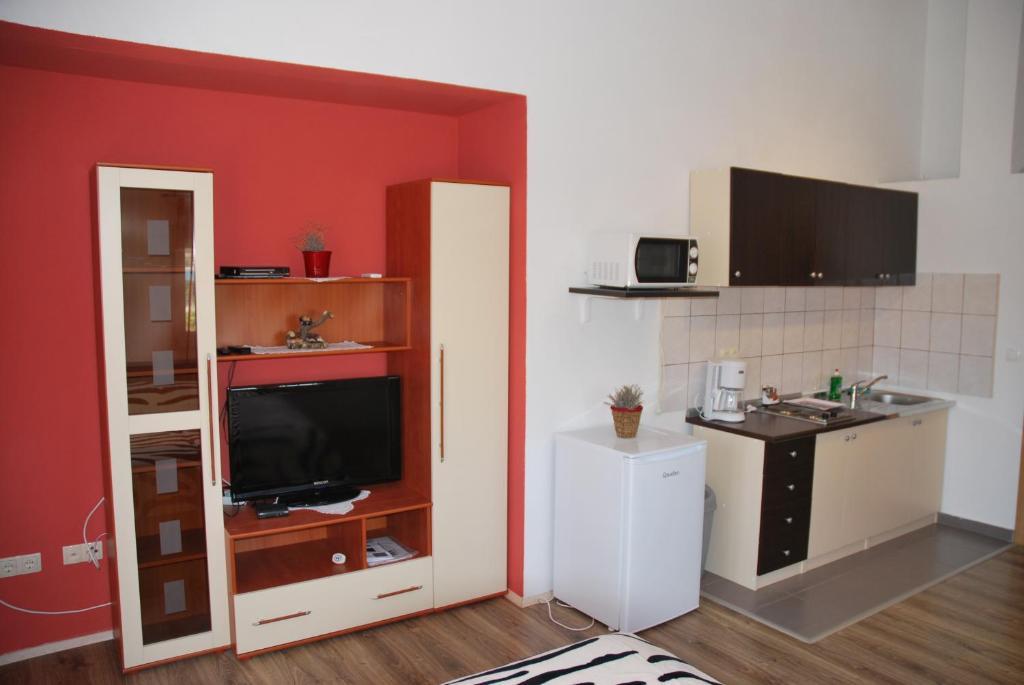 Apartments Luna Sukosan Room photo